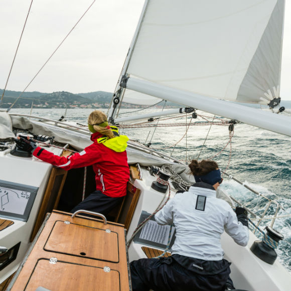 Stylized yacht image to promote leading yacht insurance brokers Full-Time Cover